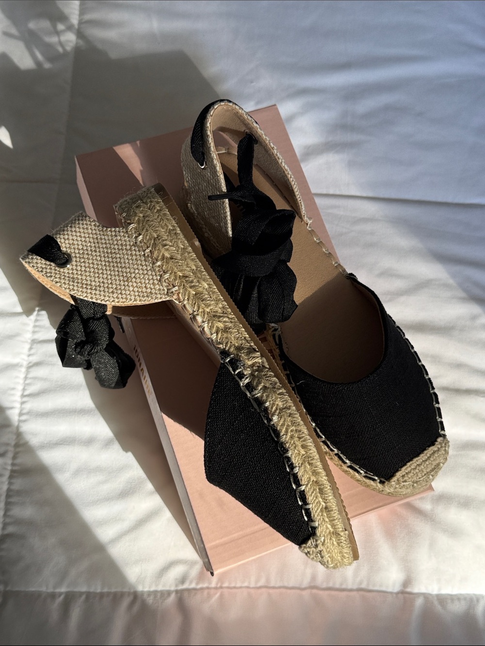 BRAND NEW CUSHIONAIRE Talisa Black Espadrille Wedge Sandals